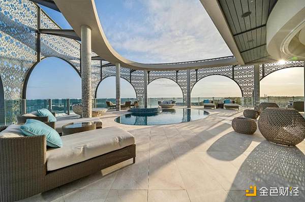 Did an angry investor create a fake listing for FTX CEO Sam Bankman-Fried's ultra-luxe Bahamas penthouse? The breathtaking home of the 30 year old is spread across 12,000 sq ft, it has
