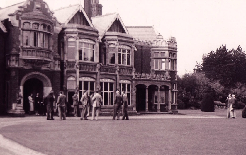 全球AI安全峰会将在明天揭幕 有哪些看点?