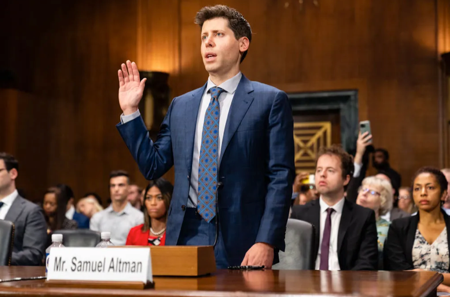 正式回归，人工智能的火把还在Sam Altman手中？