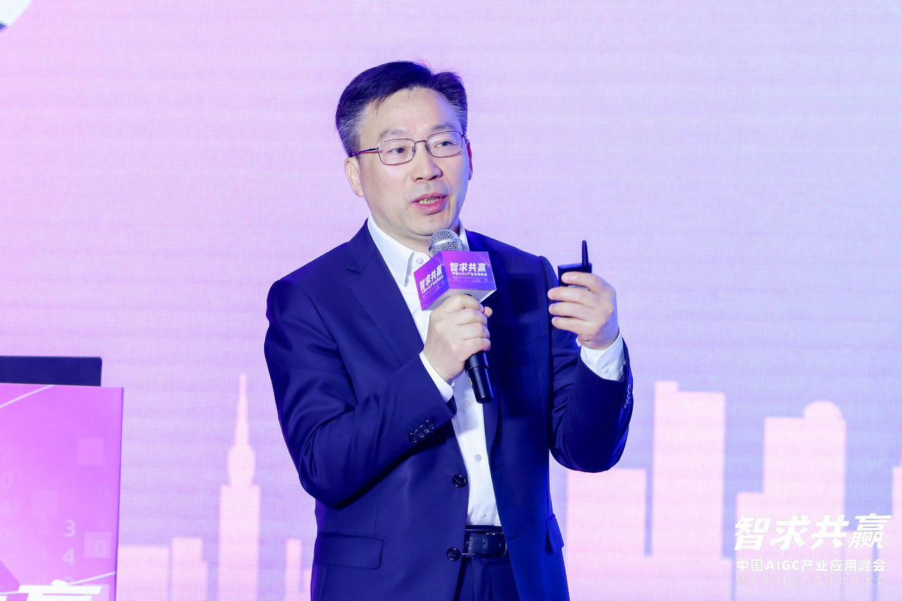 华睿投资董事长宗佩民：AGI 时代创业机会很多，创业者要沉下去丨中国 AIGC 产业应用峰会