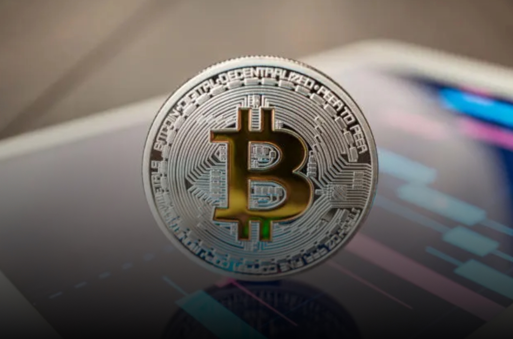 历史新高！BTC ETF日成交量翻倍，单日达60亿美元