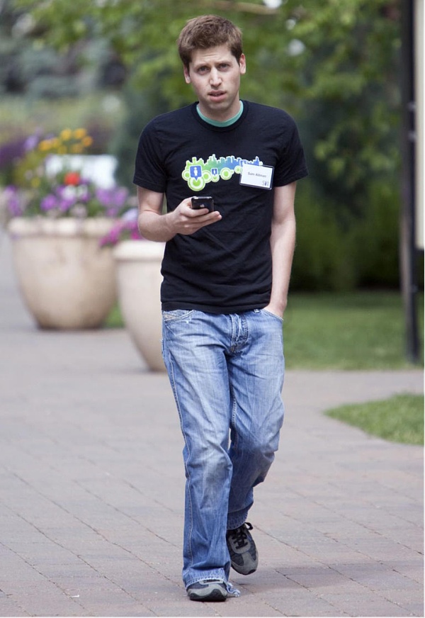 权力与背叛:马斯克与奥特曼如何从兄弟情走向商业对决