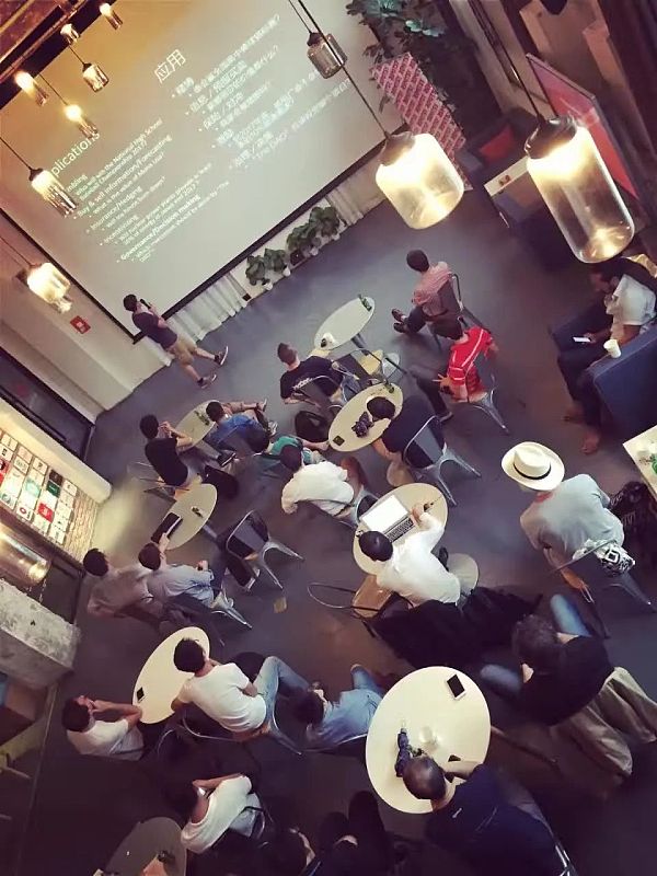 又减半了:北京还有人在吗?