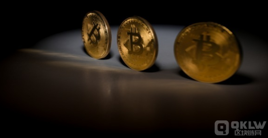 比特币再次跳水超3800美元 虚拟货币市场存在风险