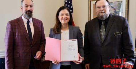 全美首例!新罕布夏州长签署比特币战略储备法案