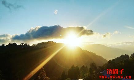 加密ETF进展见曙光?贝莱德与SEC小组会面,提交IBIT、ETHA修订版